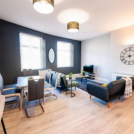 Luxury Spacious 2-Bed & High Ceiling Cardiff Exterior photo