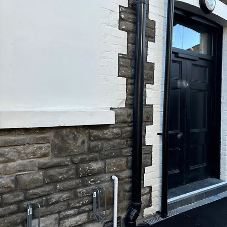 Luxury Spacious 2-Bed & High Ceiling Cardiff Exterior photo