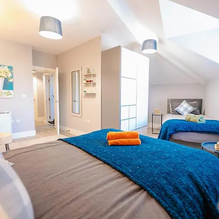 Luxury Spacious 2-Bed & High Ceiling Cardiff Exterior photo