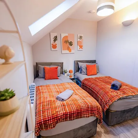 Luxury Spacious 2-Bed & High Ceiling Cardiff Exterior photo