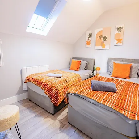 Luxury Spacious 2-Bed & High Ceiling Cardiff Exterior photo