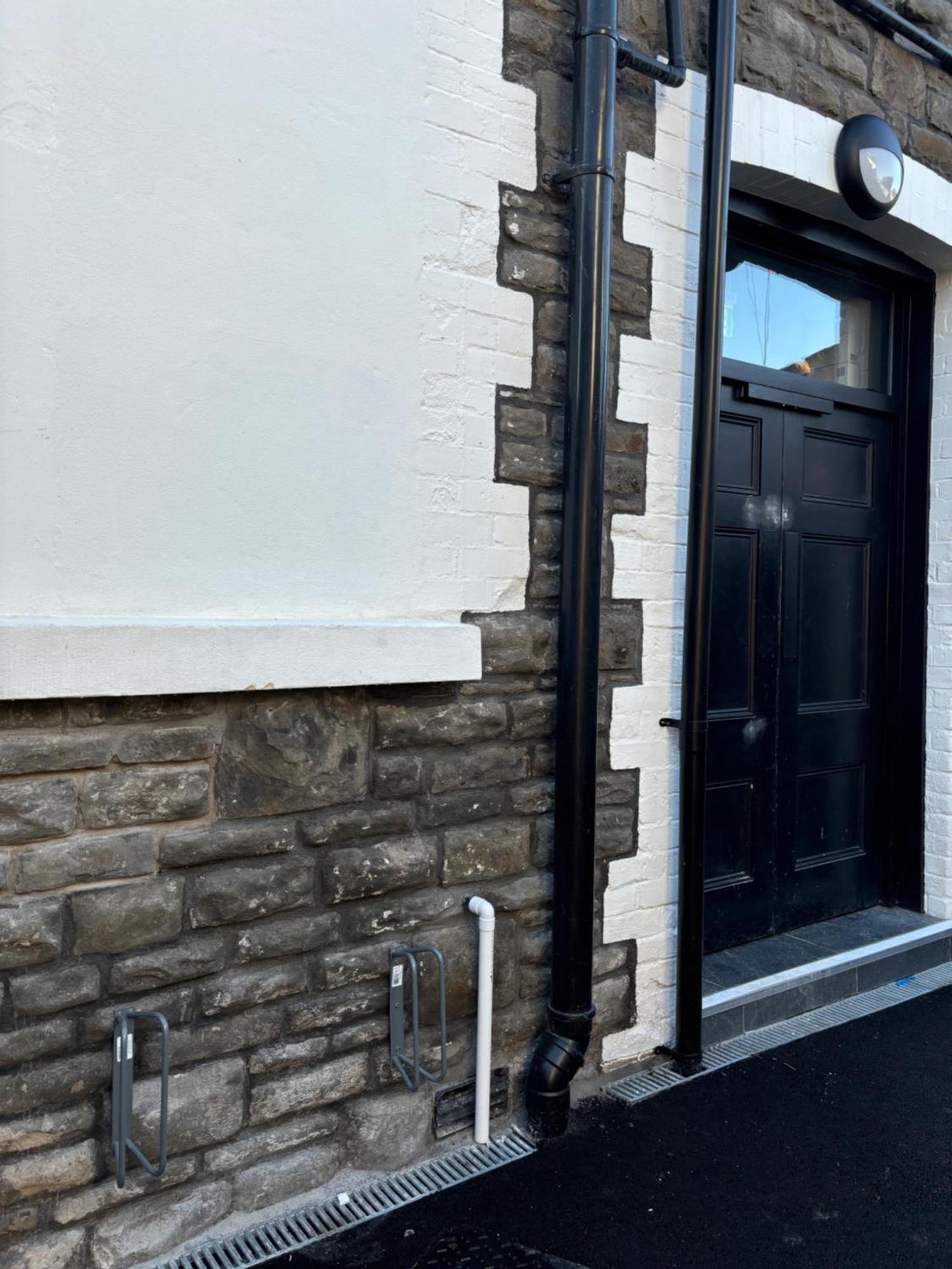 Luxury Spacious 2-bed & High Ceiling *