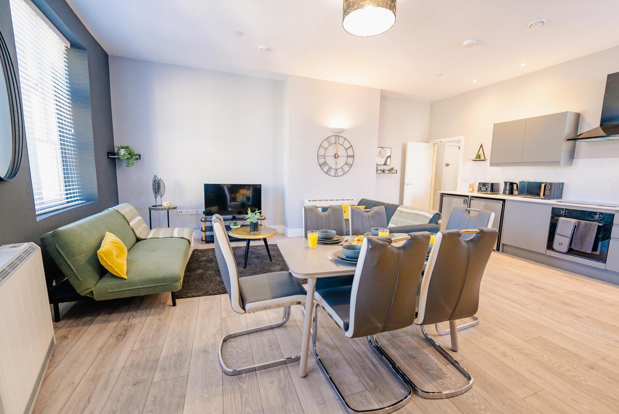 Apartment Luxury Spacious 2-bed & High Ceiling